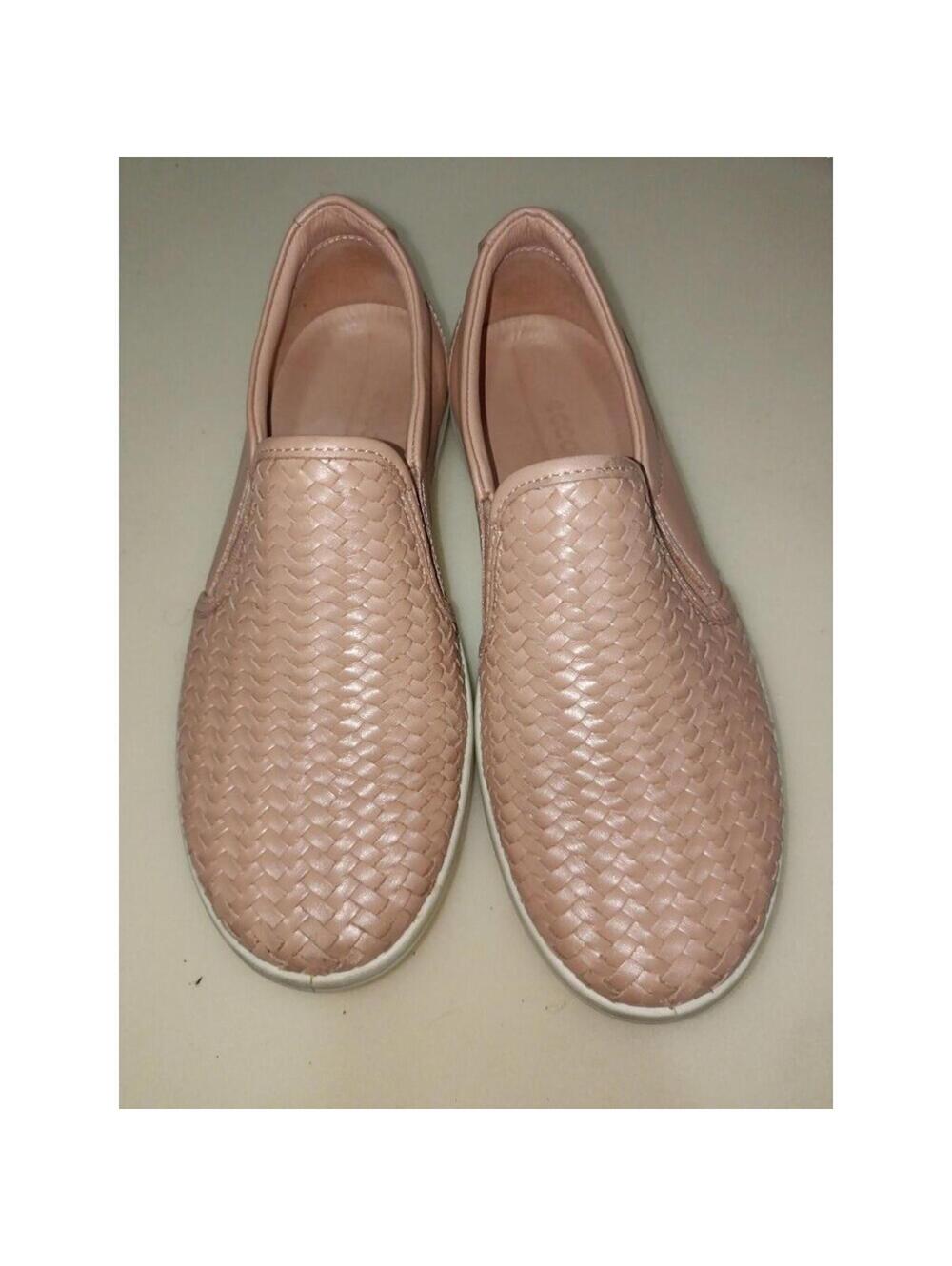 Ecco Size 5 Girls Shoes Blush Color